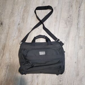 Tumi 2678D3 Black Nylon Carry On Duffel Bag Travel 16" x 12" x 6" | VGC w/Strap